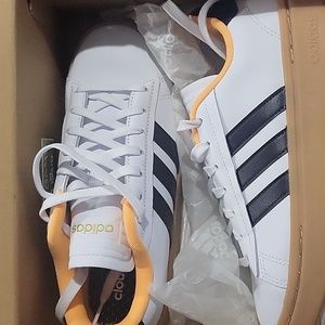 Adidas Grand Court Alpha